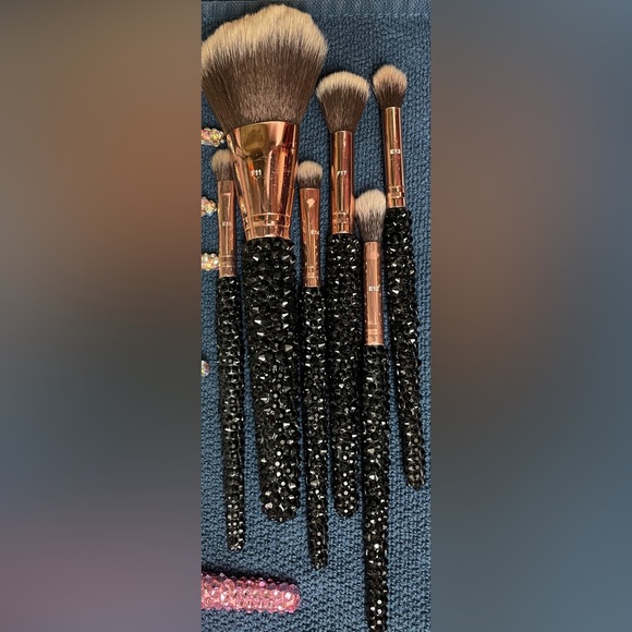 Blinged Brushes LOT (31 Brushes/4 Diff Collections) - Picture 6 of 9